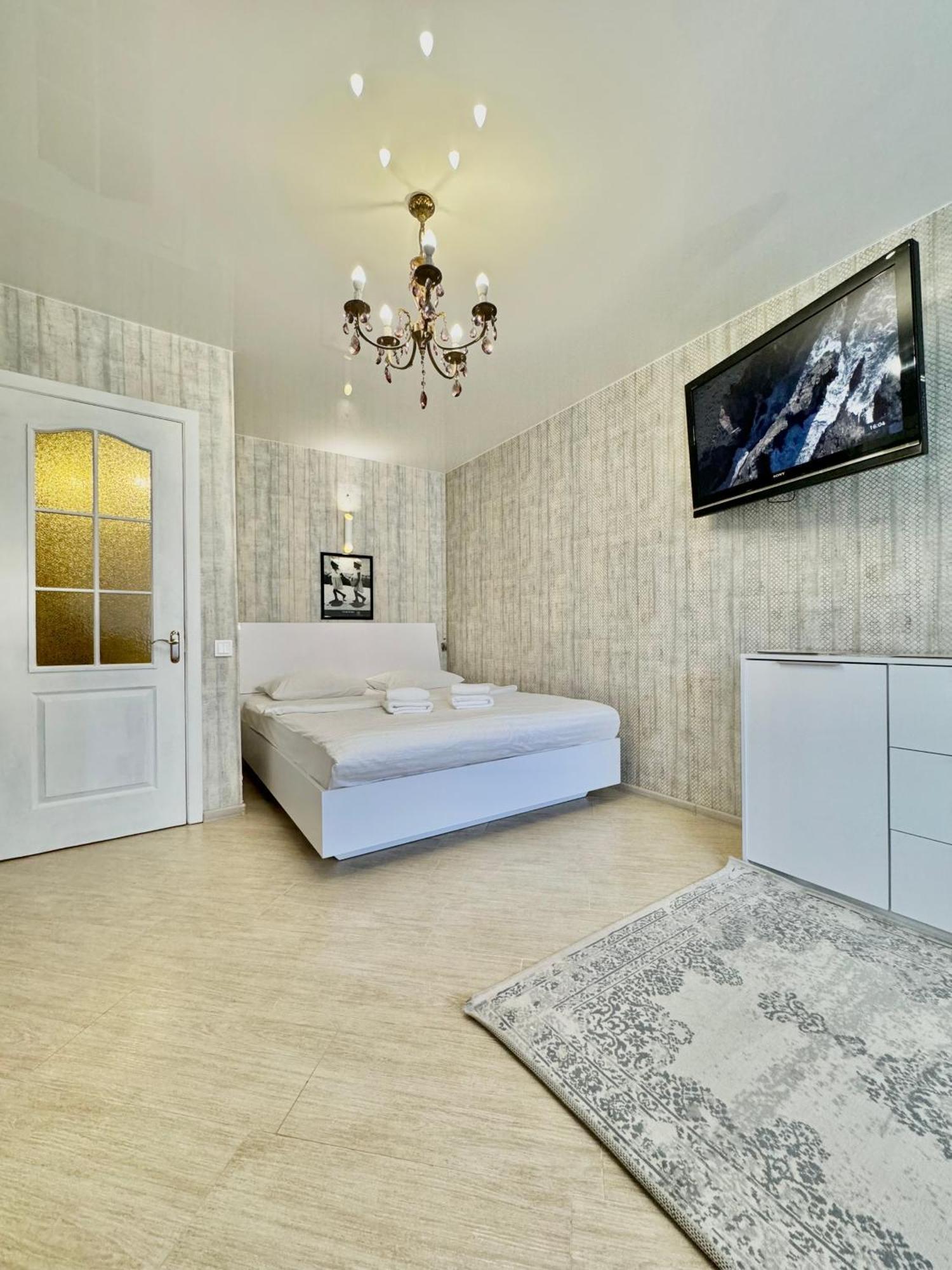 Apartpoltava Смак Італії У Самому Центрі Полтави , Білосніжна Студія В Новобудові, Банківський Чек 외부 사진